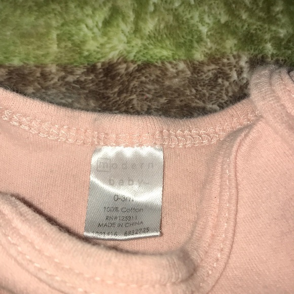 Baby outfits 🤍❤️ 0-3 Months - Picture 9 of 12